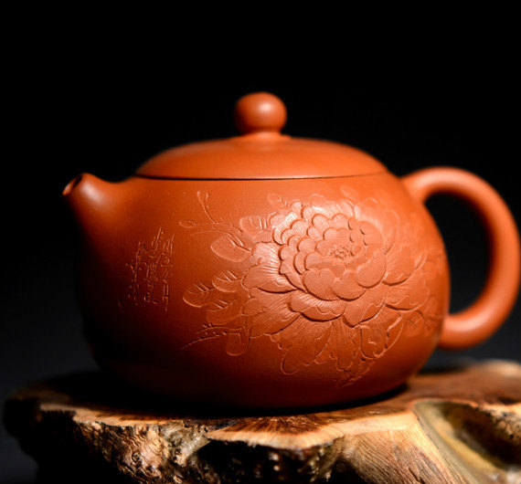Mu dan xi shi teapot