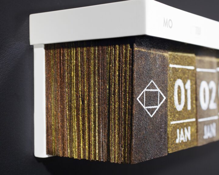 The Ingenious Hälssen & Lyon Tea Calendar