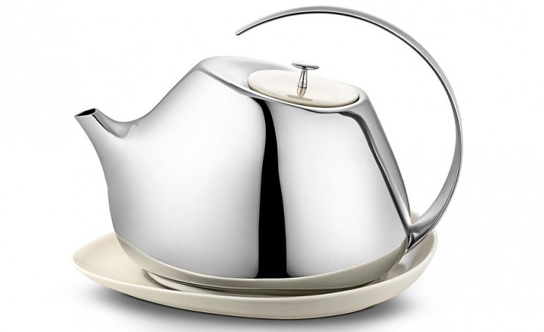 Teapot designed by Helena Rohner